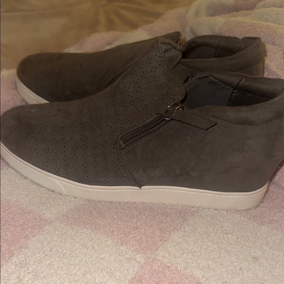 Grey ‘It’s All Good’ Everyday Sneaker Bootie - Picture 6 of 6